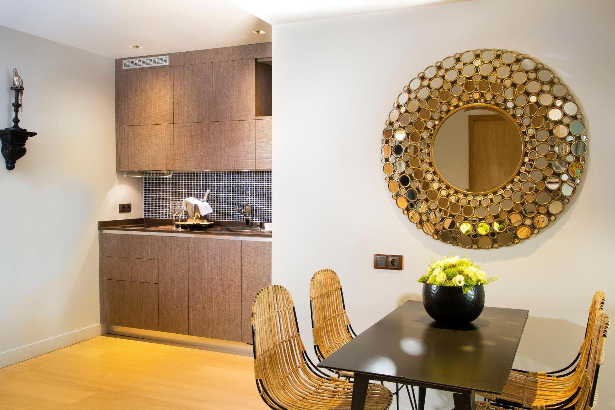 Goralska Residences Bastille 4*