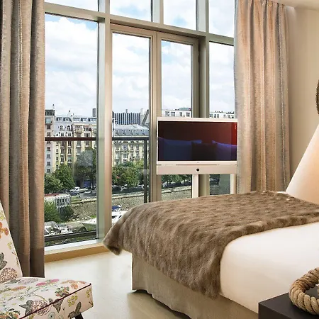 Goralska Résidences Bastille Hotel 4*
