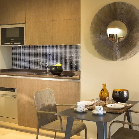 Goralska Résidences Bastille 4*